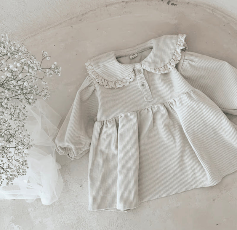 Chargez l&#39;image dans la visionneuse de la galerie, Robe fille deux tons – Modèle Kali en coton doux, style élégant
