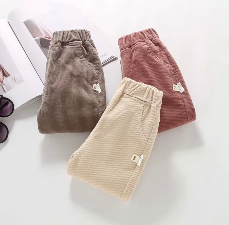 Load image into Gallery viewer, Girls' corduroy trousers with rabbit print – Kali
