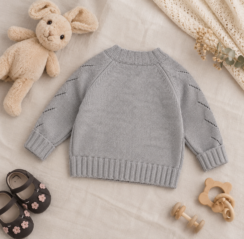 Chargez l'image dans la visionneuse de la galerie, Cardigan Marguerite en tricot gris pour fille – Automne-Hiver
