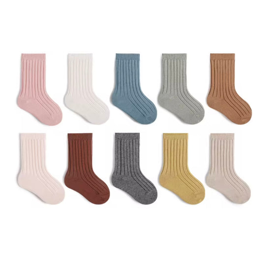 🧦 Chaussettes en coton peigné pour bébé et enfants – Douces, confortables et stylées