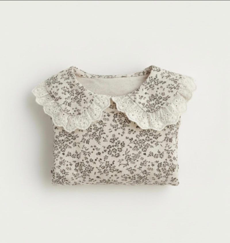 Load image into Gallery viewer, Baby girl romper with brown floral print in soft cotton – Kali
