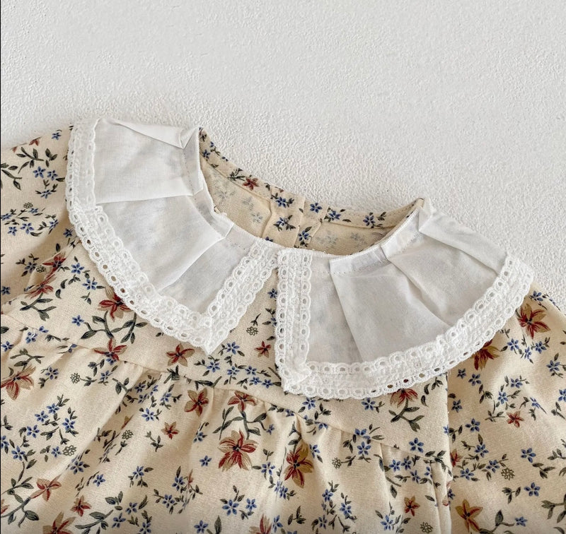 Chargez l&#39;image dans la visionneuse de la galerie, Cache-couches bébé fleuri rosé en coton doux – Kali
