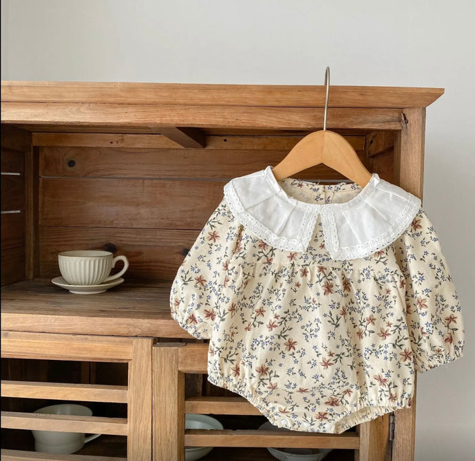 Cache-couches bébé fleuri rosé en coton doux – Kali