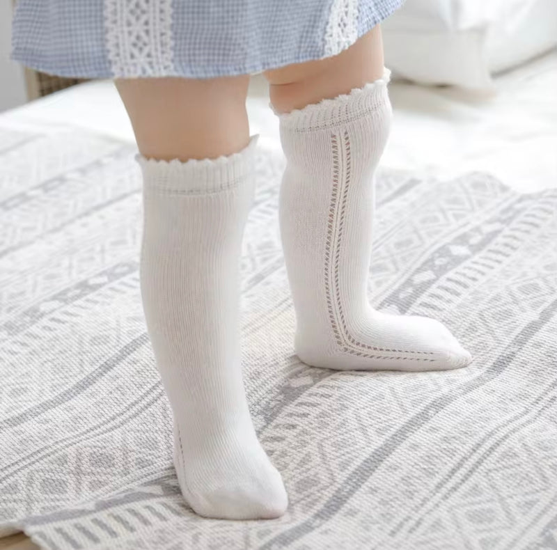 Chargez l&#39;image dans la visionneuse de la galerie, Chaussettes hautes bébé fille coton doux – automne – Kali
