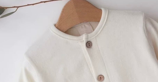 Organic cotton combination with matching bonnet for baby boy – Ivory