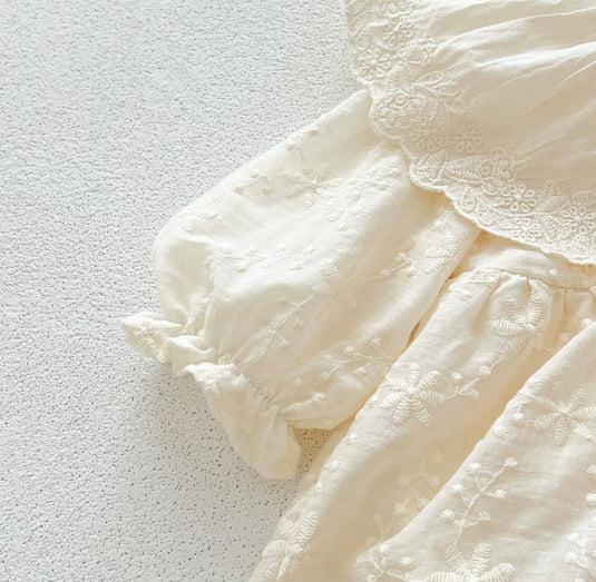 Baby girl cotton romper with embroidered lace collar – last one