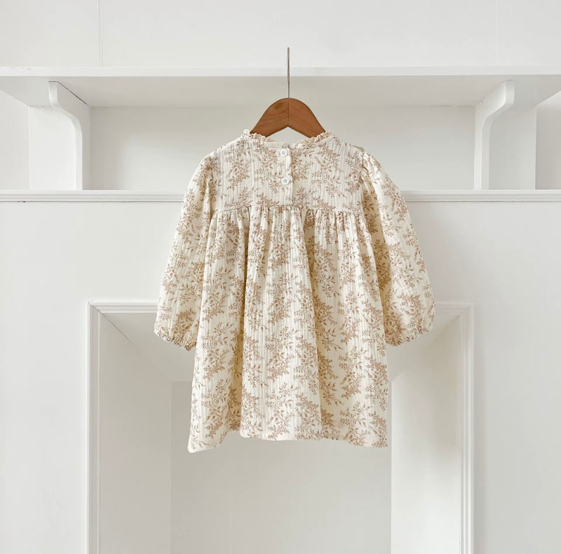 Load image into Gallery viewer, Robe fille vintage fleurie à manches longues et dentelle - Pré-commande
