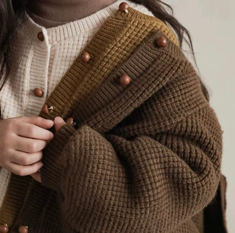 Load image into Gallery viewer, Soft knit vintage baby girl cardigan for Kali
