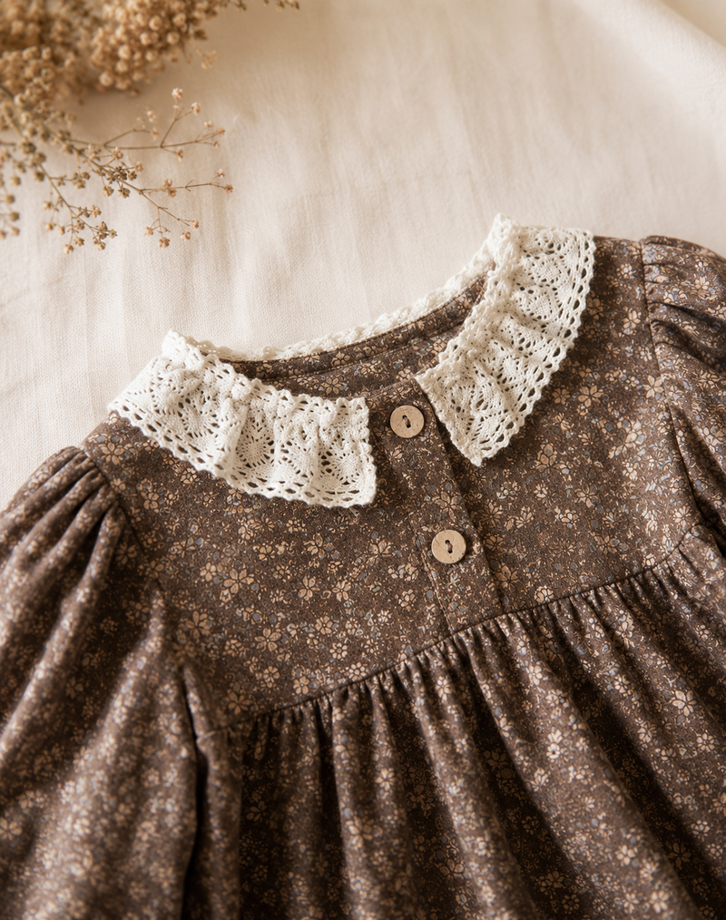 Load image into Gallery viewer, Béatrice Vintage Floral Romper – Autumn-Winter
