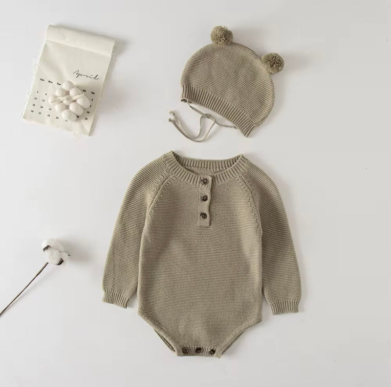 Load image into Gallery viewer, Baby boy soft cotton knit romper + hat – Kali
