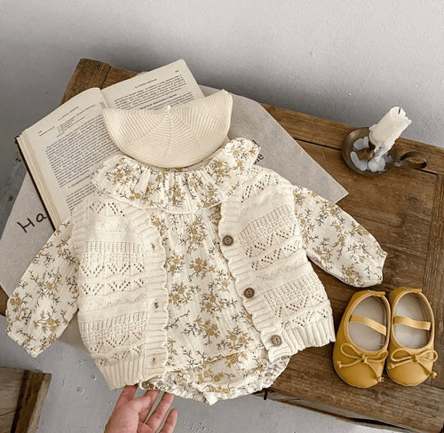 Barboteuse bébé fille à fleurs jaunes – 3 à 6 mois – Confort coton été