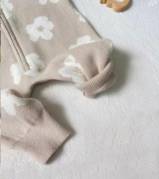 Combinaison bébé fille à capuche fleurie – Kali