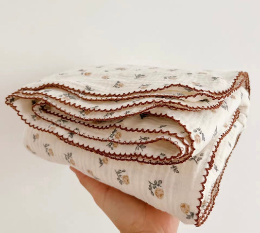 Vintage floral baby muslin 100% cotton – Khaki Lilac