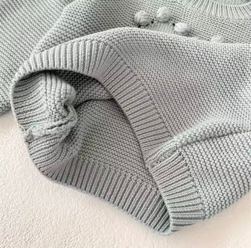 Chargez l'image dans la visionneuse de la galerie, Pull bébé fille en coton doux avec cœur brodé – Kaki Lilas
