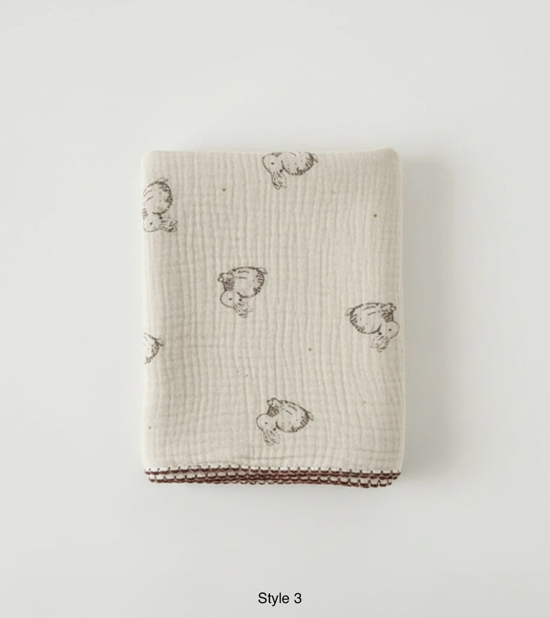 Chargez l'image dans la visionneuse de la galerie, Mousseline bébé florale vintage 100% coton – Kaki Lilas
