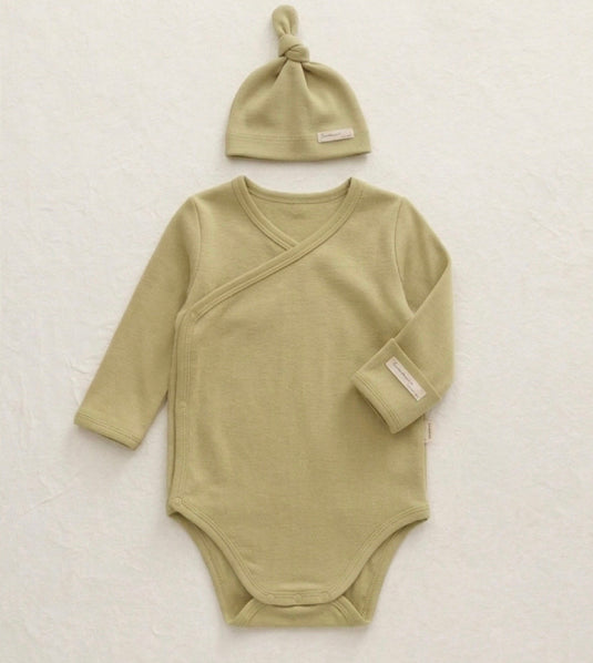 Grenouillère pour bébé avec bonnet en coton bio