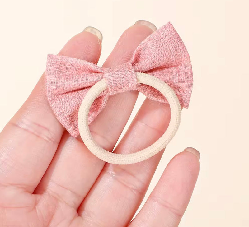 Load image into Gallery viewer, Patterned fabric hair bows – Autumn-Winter
