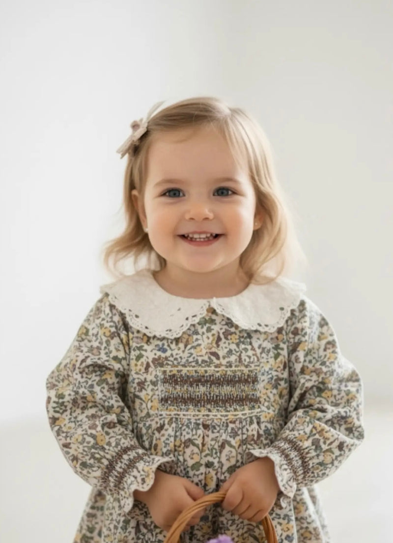 Load image into Gallery viewer, Retro Floral Fall Winter Girls Dress – Kali
