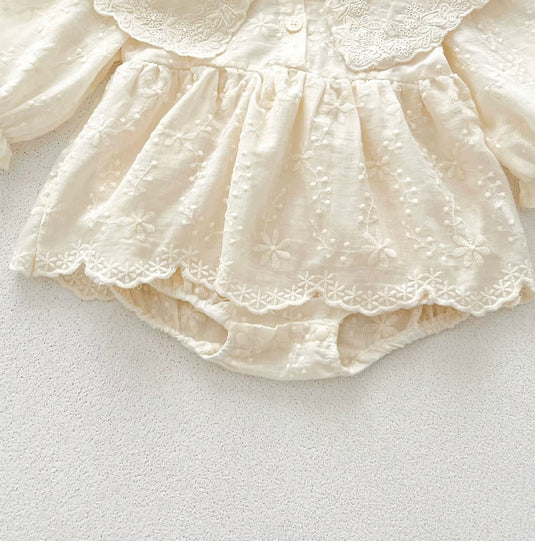 Baby girl cotton romper with embroidered lace collar – last one