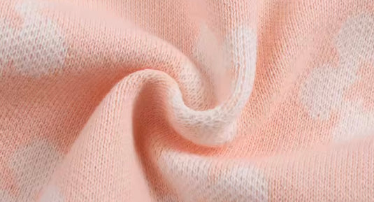 Combinaison bébé fille en tricot à capuche et fermeture éclair – Rose à fleurs ivoire 🌸 - Pré-commande